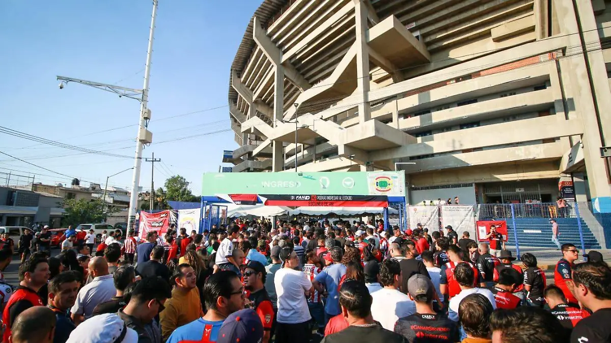 Juego Atlas vs Chivas Estadio Jalisco